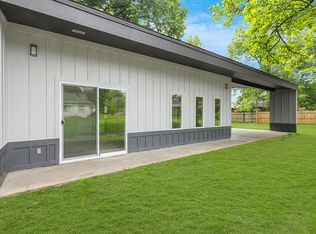 1507 Caddo St, Commerce, TX 75428