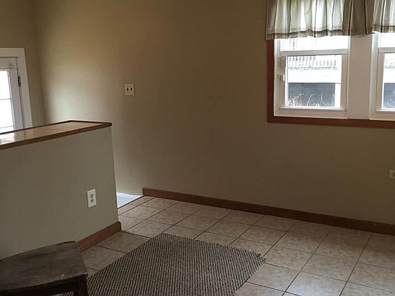 3rd image of 3598 Ponciana Ave