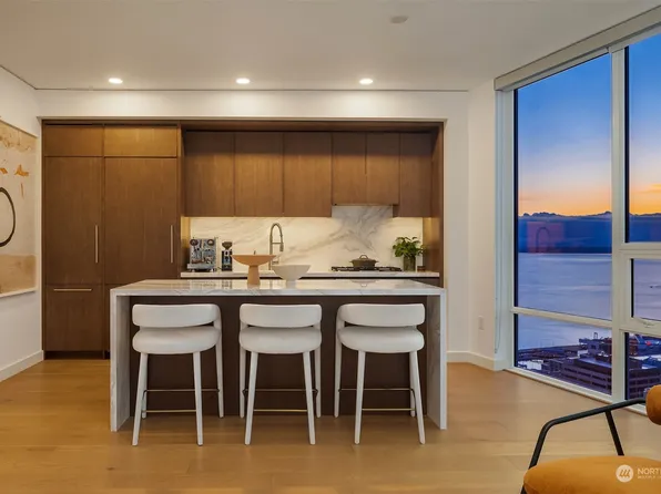 121 Stewart Street #2401, Seattle, WA 98101