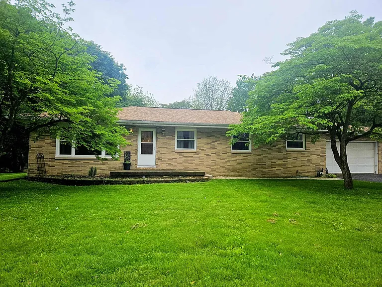 4009 Lor Ron Ave — Photo 1