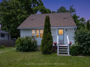 722 Gillespie Ave, Peterborough, ON K9J4B7