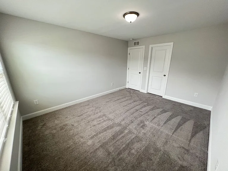 1528 Chirping Bird Ct — Photo 40