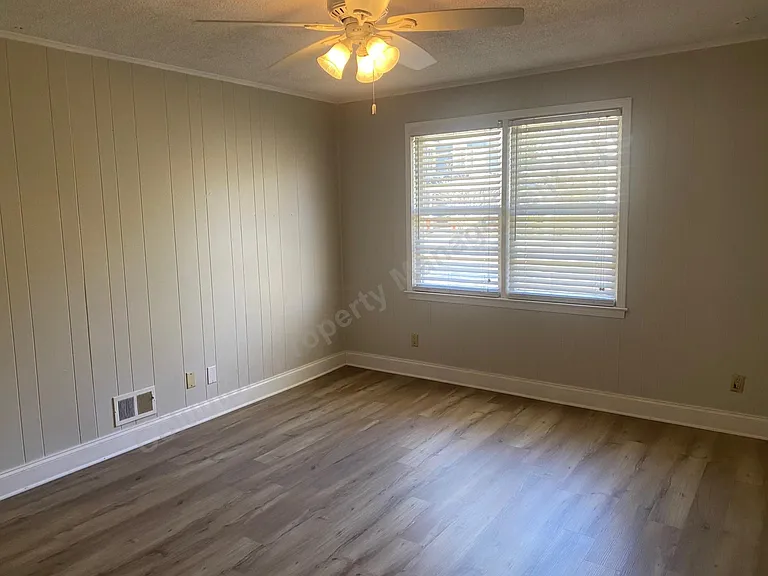 2314 Lady St — Photo 12