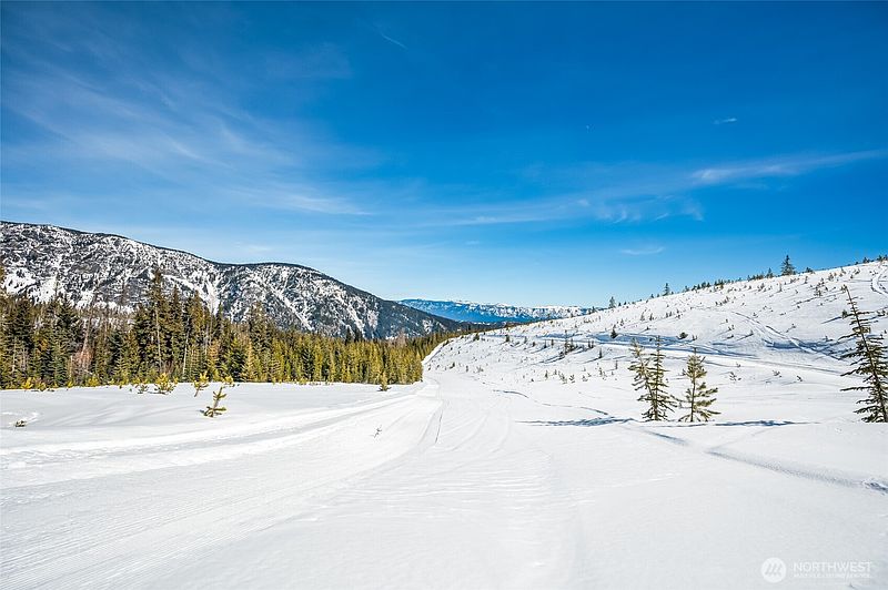 3rd image of 1 Mountain Club FS Rd 6930