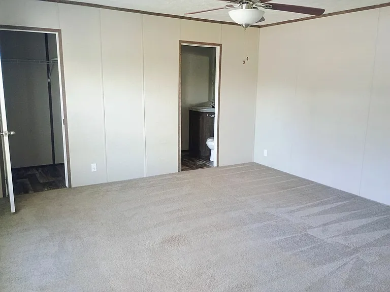 803 Austin Way — Photo 6