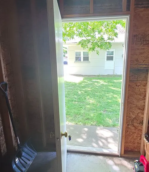 1701 Poplar St #B — Photo 22