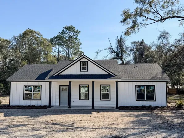 8070 NW 172nd Ln, Fanning Springs, FL 32693