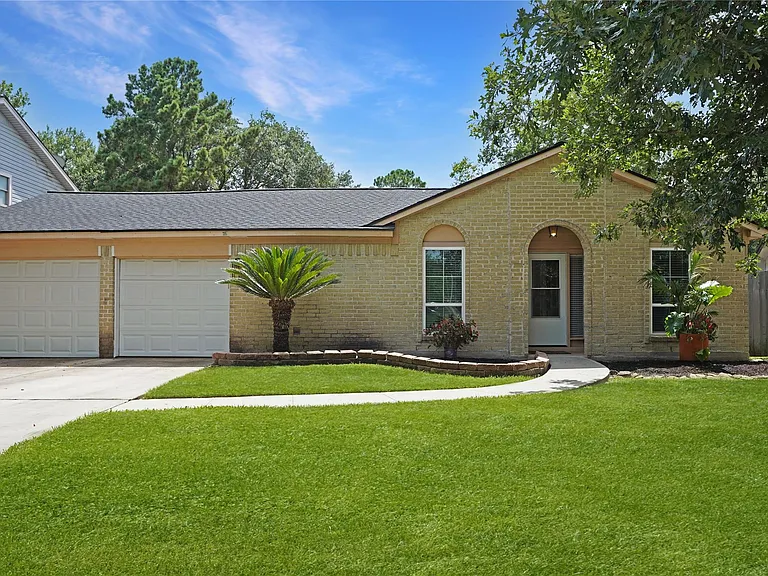 17119 Mellow Ridge Dr — Photo 3