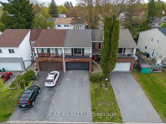 3rd image of 15 Jansen Rd