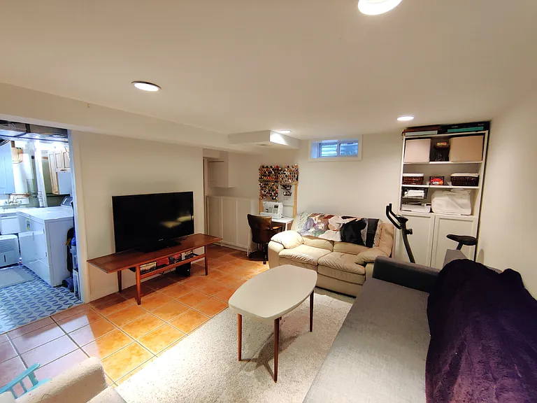 5837 Edgehill Dr #1 — Photo 13