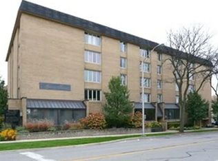 Grove Tower Lofts, Downers Grove, IL 60515