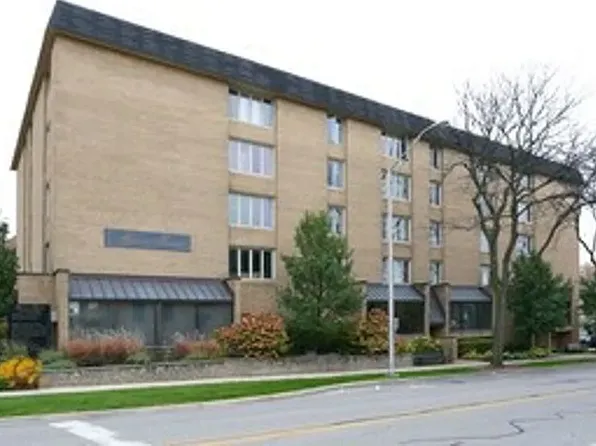 Grove Tower Lofts, 5133 Washington St #Af9d946d5, Downers Grove, IL 60515