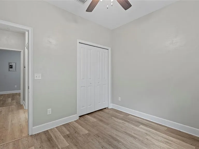 25726 SW 19th Ave — Photo 8