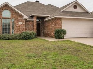 632 Brenna Rd, Waxahachie, TX 75165