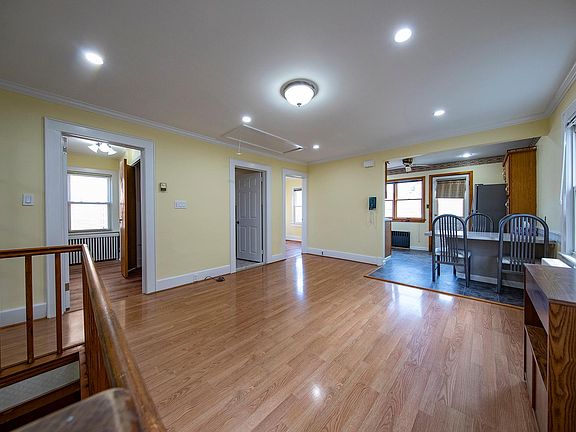 2nd image of 8515 261st St