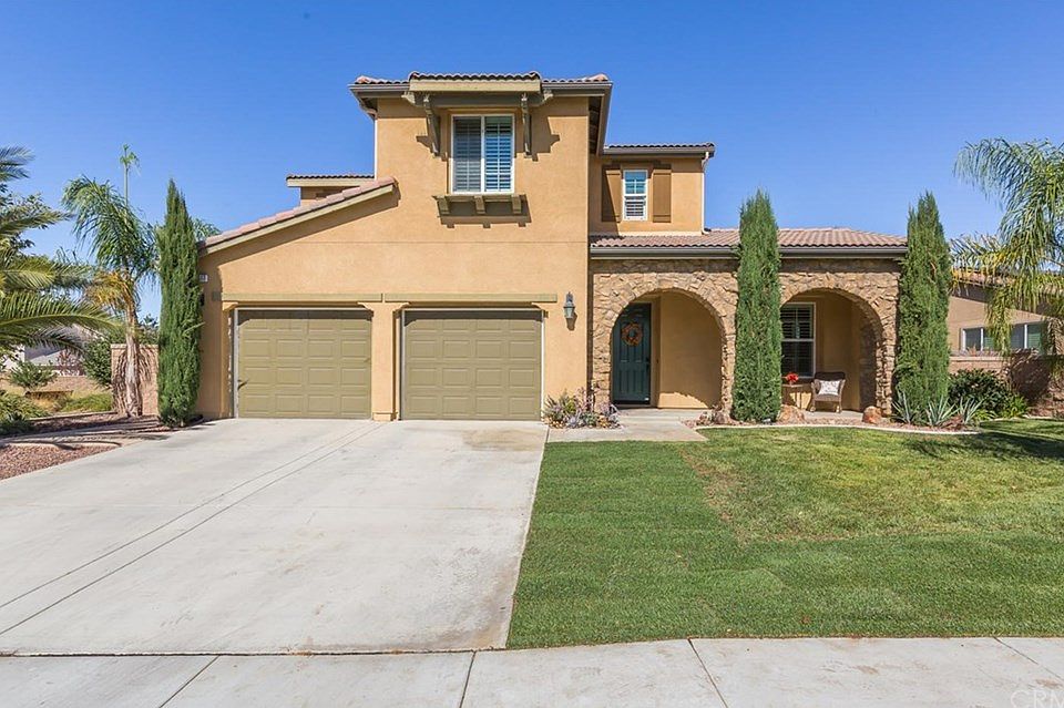 1st image of 35517 Summerholly Ln