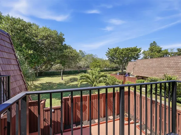 2734 SW 15th Street, Deerfield Beach, FL 33442