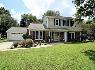 2100 Lawton Bluff Rd, Charlotte, NC 28226