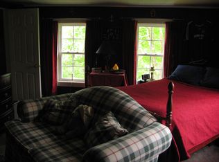 1560 North Rd, Groton, CT 06340