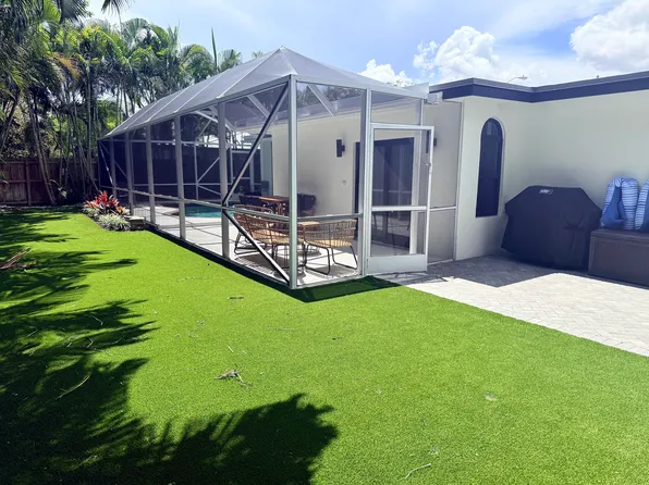 608 NE 24th Ave, Pompano Beach, FL 33062