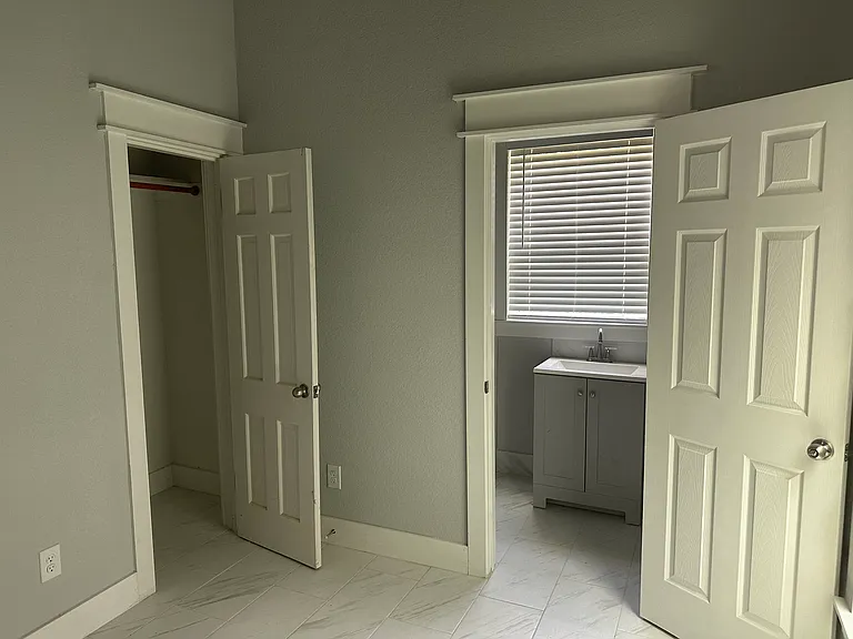 2618 Colonial Ave — Photo 9