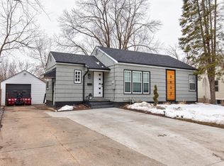 3832 39th St, Des Moines, IA 50310