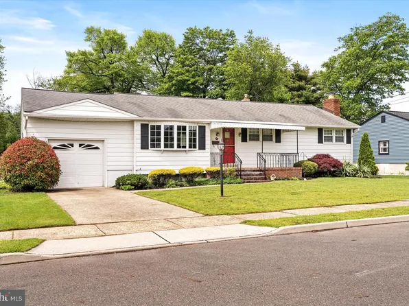 10 Whitman Rd, Hamilton, NJ 08619