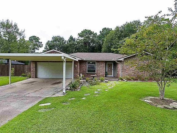 2nd image of 115 El Pinto Dr