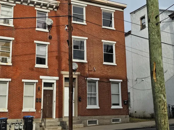 121 W Marshall St, Norristown, PA 19401