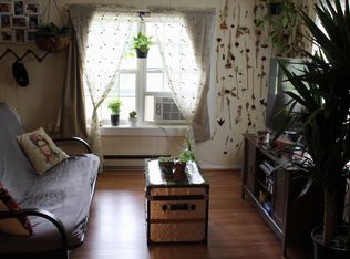 980 Jefferson Ave APT 05, Charles Town, WV