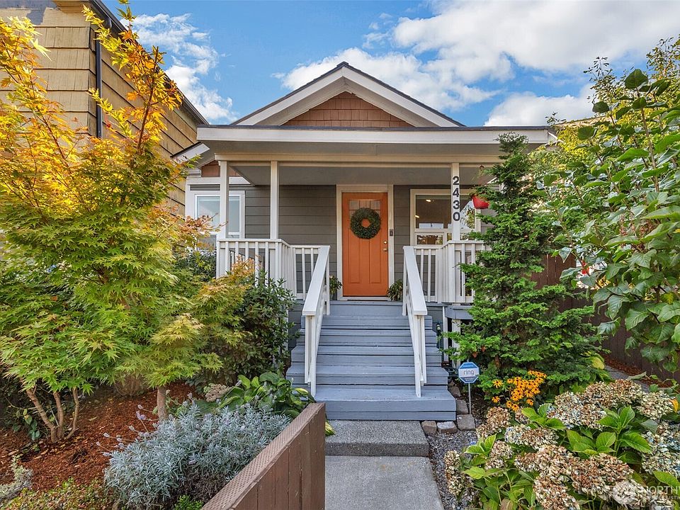 1st image of 2430 Oakes Avenue