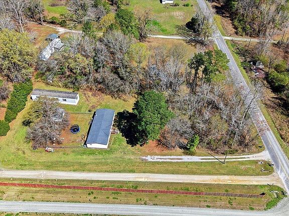 3rd image of 452 Pitt County Line Road