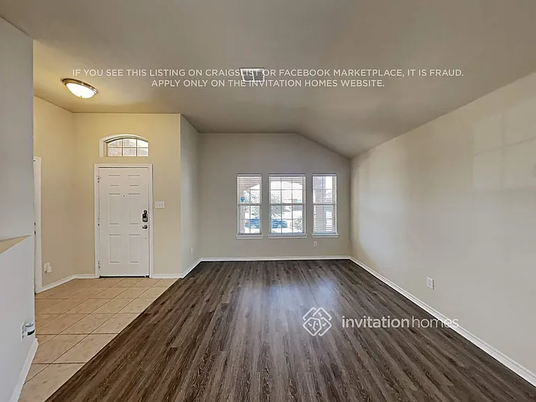 6520 Chalk River Dr — Photo 4