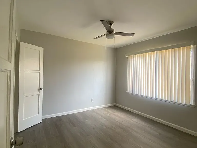 2245 Granada Ave — Photo 12
