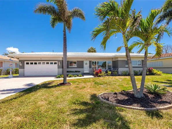 106 19th St, Belleair Beach, FL 33786