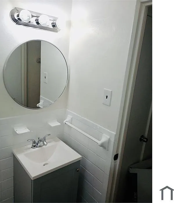 2 bed, 800 sqft, $999 — Photo 3