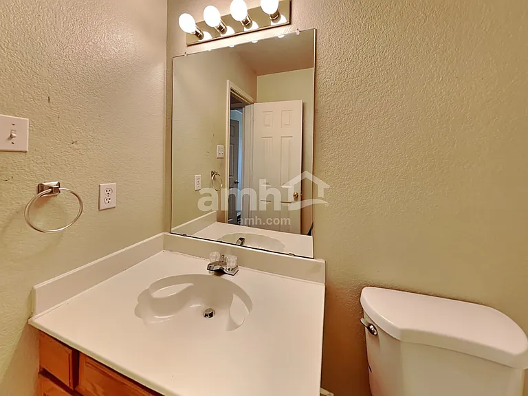 3213 Scenic Glen Dr — Photo 13