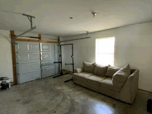831 Daffodil Dr — Photo 13