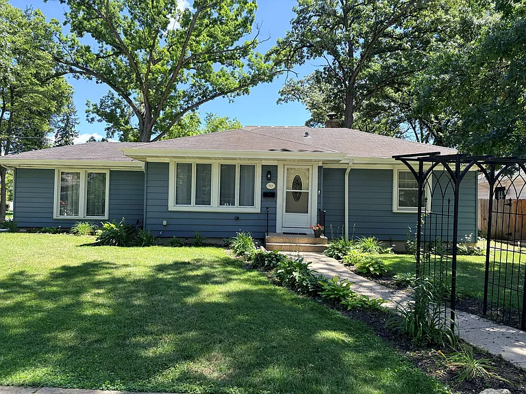 767 Lincoln Ave — Photo 1