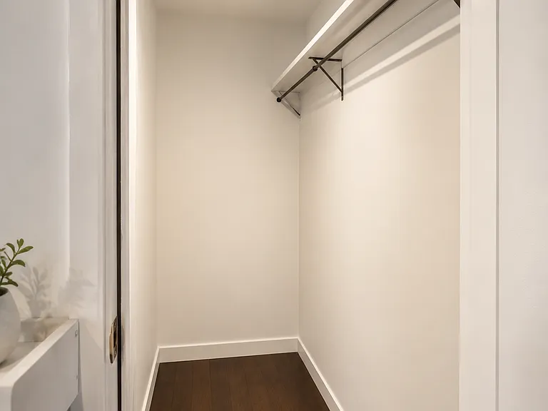 353 W 19th St #1 — Photo 3