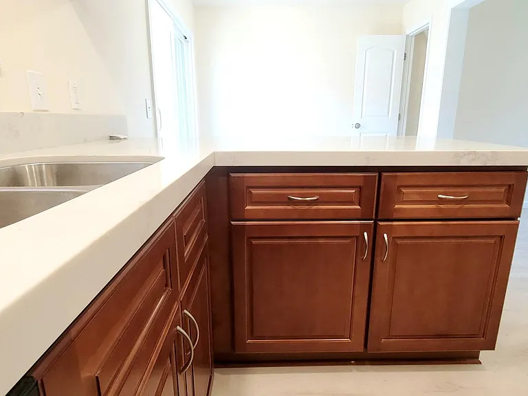 4503 Ellis Ln — Photo 10