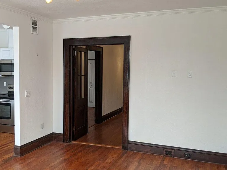 446 N Main St — Photo 10