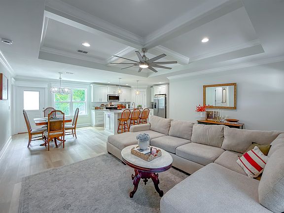2nd image of 1244 Rehwinkel Rd