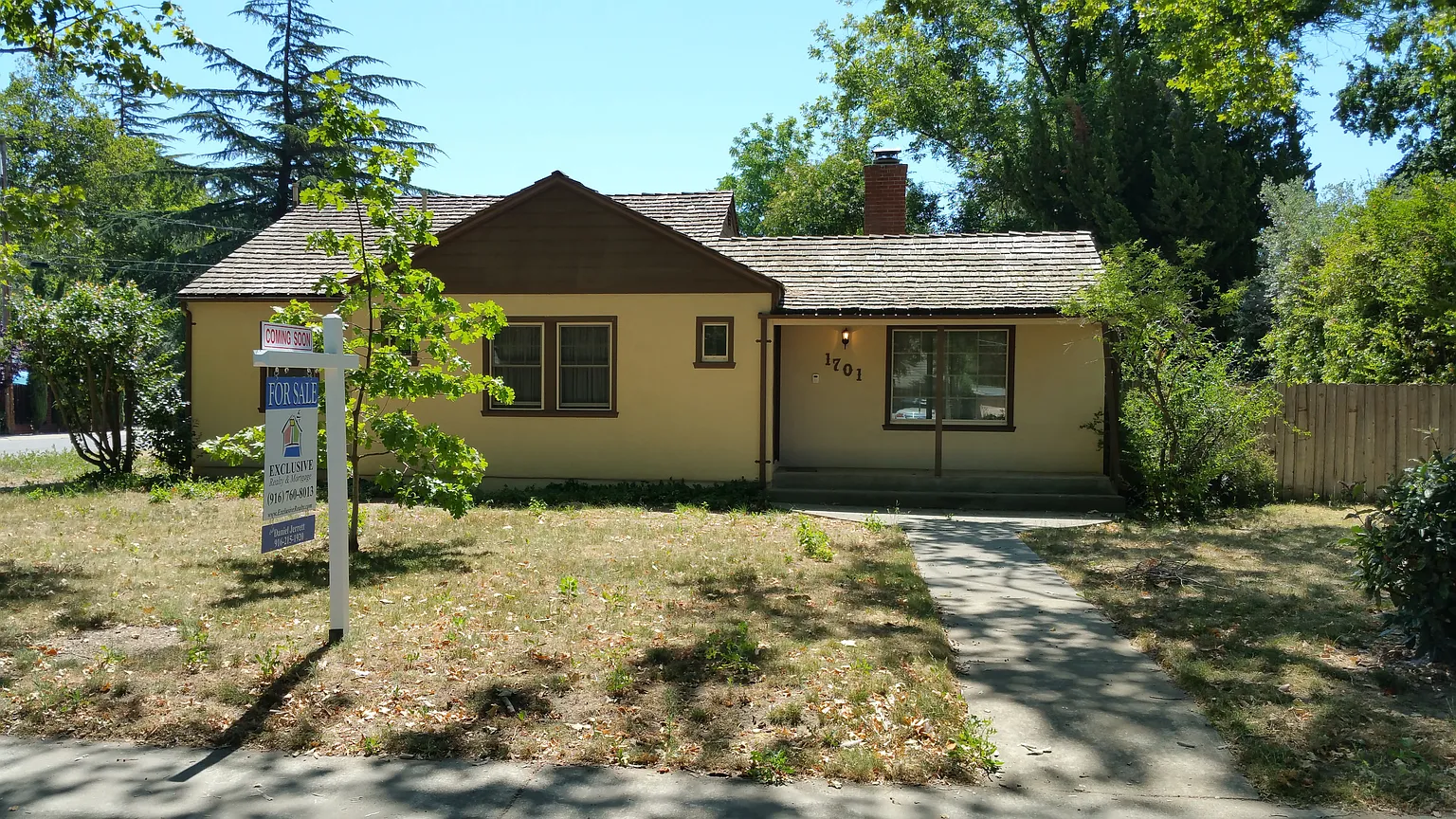 1701 Park Blvd photo 1