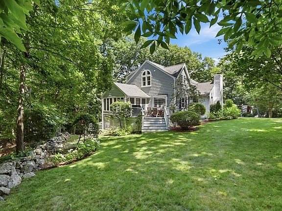 2nd image of 2 Olde Lyme Rd