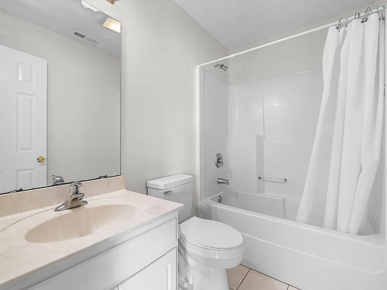 217 Derby Downs Dr — Photo 30