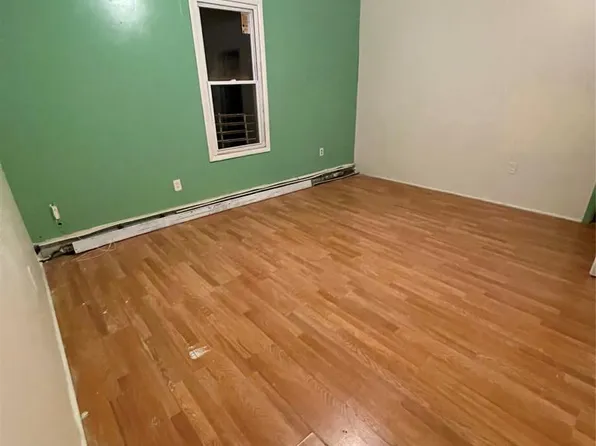 44 E Main St, Paterson, NJ 07522