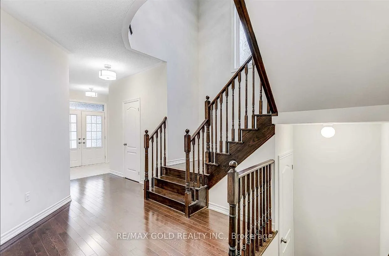 4 bed, $3,300 — Photo 3