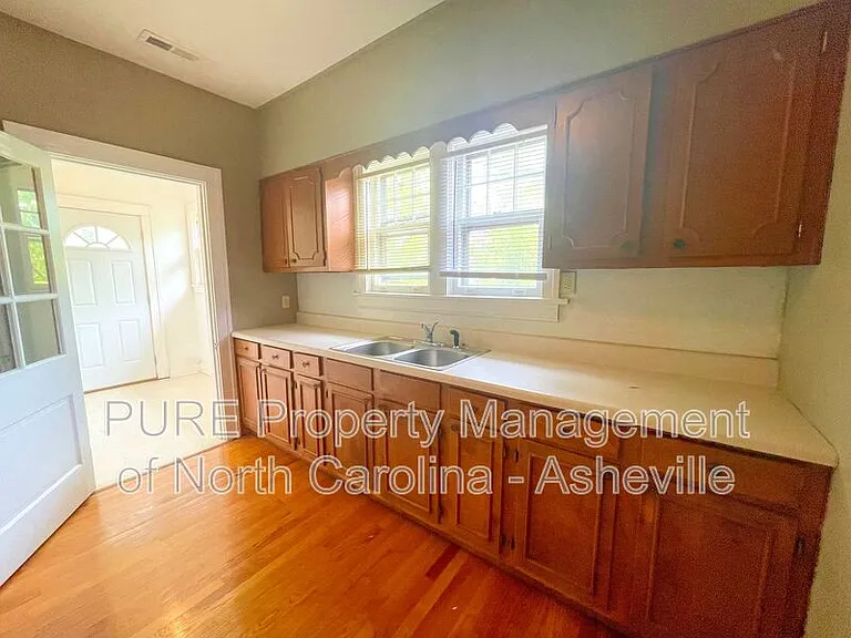 21 Vermont Ave #1 — Photo 7