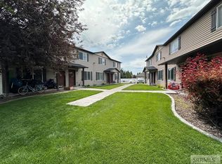 575 Countryside Ave, Rexburg, ID 83440